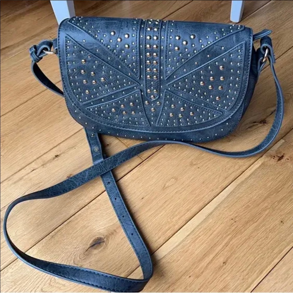 Crossbody hand bag